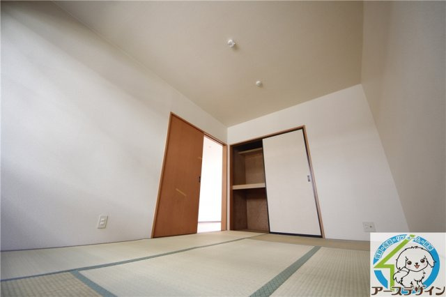 プリミエール一色Ⅱの和室