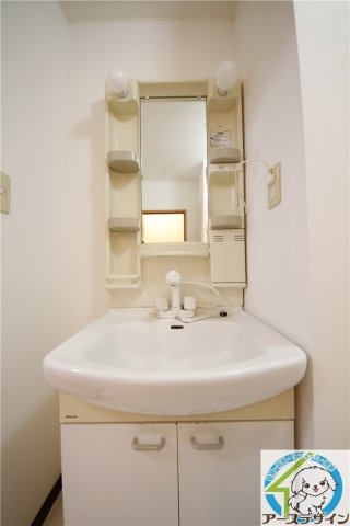 プリミエール一色Ⅱの洗面所