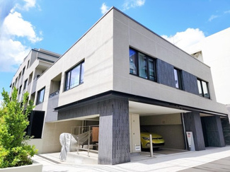 【外観】 | 東急田園都市線『三軒茶屋駅』徒歩4分と近い上に静かな環境の立地に建つ2023年9月築の高級マンション「パークホームズ三軒茶屋一丁目」