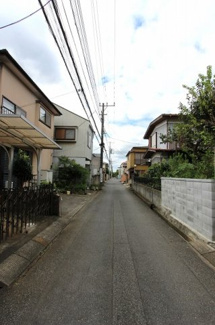 【前面道路含む現地写真】 | 白井市根土地 | 土地の一部が私道扱いとなっています。（私道部分約39㎡）