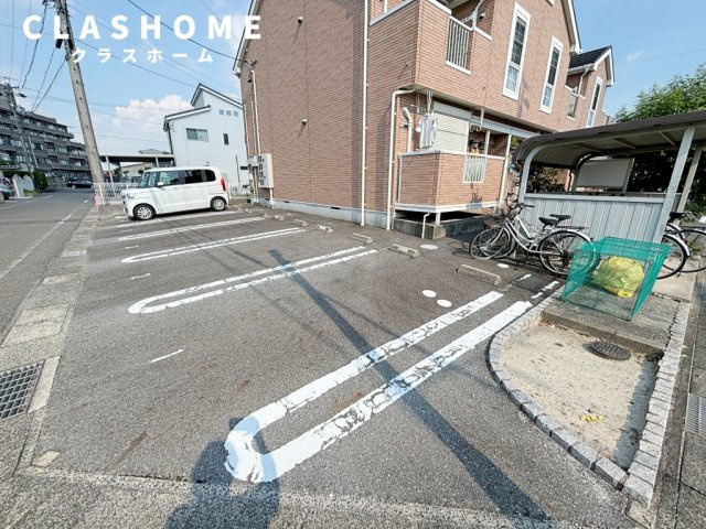 ガーデンスウィート　　　刈谷市近郊の賃貸はクラスホームの駐車場