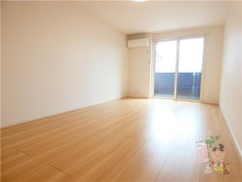 フローレス平田の居間・リビング|リビング