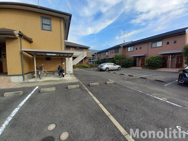 シンプルライフAの駐車場