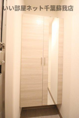コンフォール古市場 ANNEXの玄関|シューズボックス