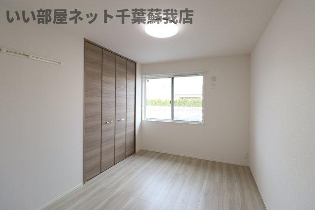 コンフォール古市場 ANNEXの洋室|個人の部屋や寝室として使える洋室です
