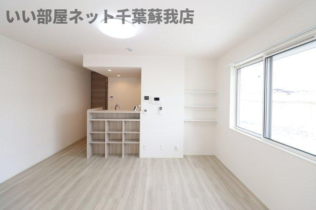 コンフォール古市場 ANNEXの居間・リビング|使いやすい居間です
