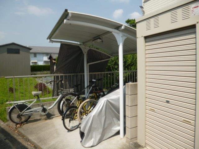 ネオ　マーレのその他共用部分|自転車置き場