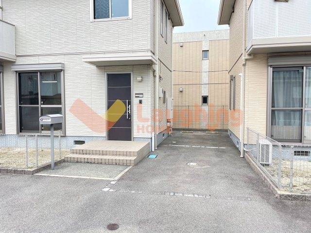 ハッピーヴィレッジの駐車場|駐車場に車を止められます