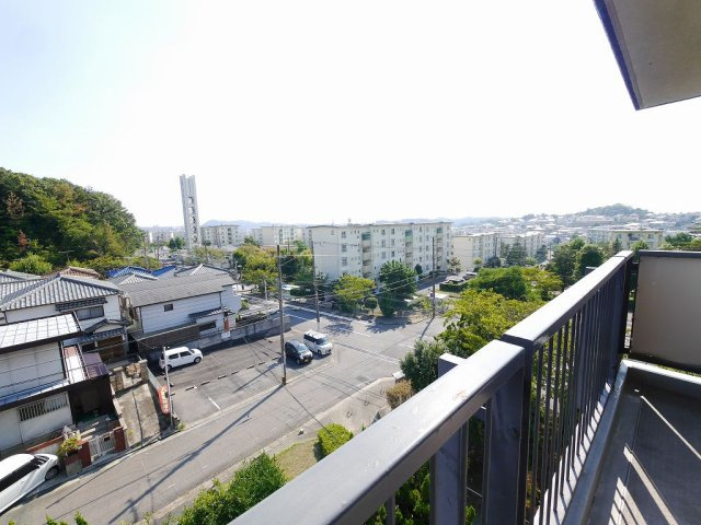 鈴蘭台第６住宅２号棟の展望