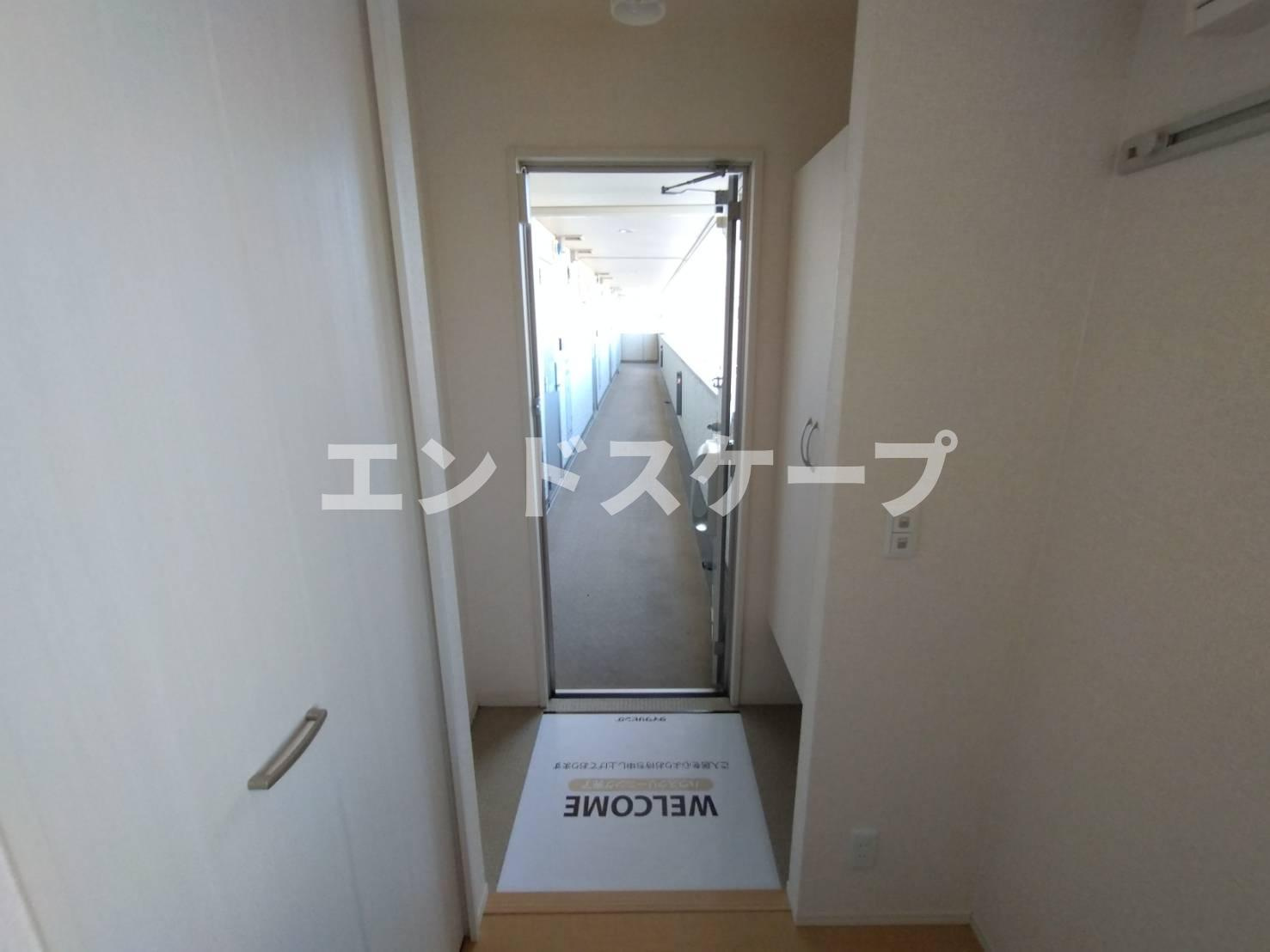 セレーネの玄関|高崎、前橋エリアのお部屋探しはエンドスケープまで！お客様の理想お聞かせ下さい♪