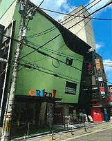 大阪市中央区西心斎橋１丁目の店舗事務所の外観