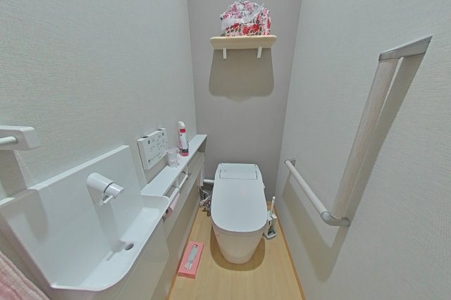 ６３７３１　山県市東深瀬事務所のトイレ