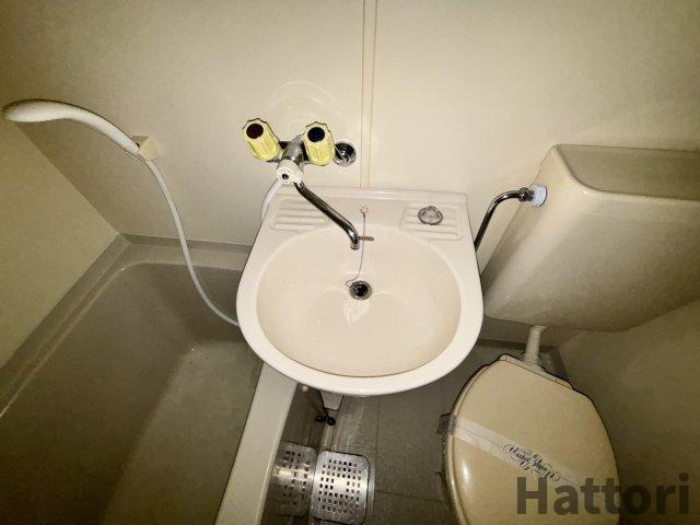 クレアコート曽根の洗面所