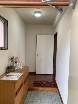 【玄関】 | ロイヤルドミール