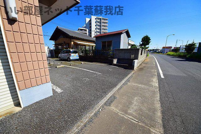 エルパラシオンの駐車場|駐車場があります