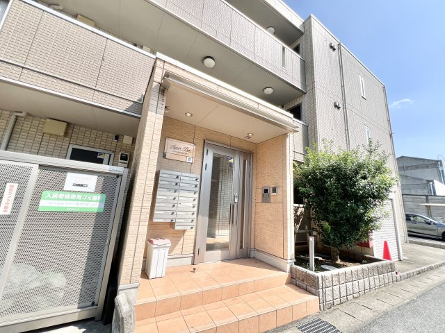 SejourBowのエントランス