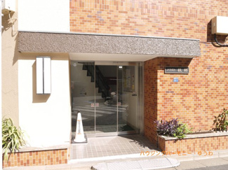 【エントランス】