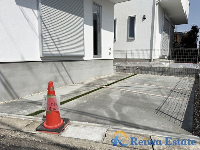 新築戸建　高座郡寒川町岡田7丁目　の駐車場