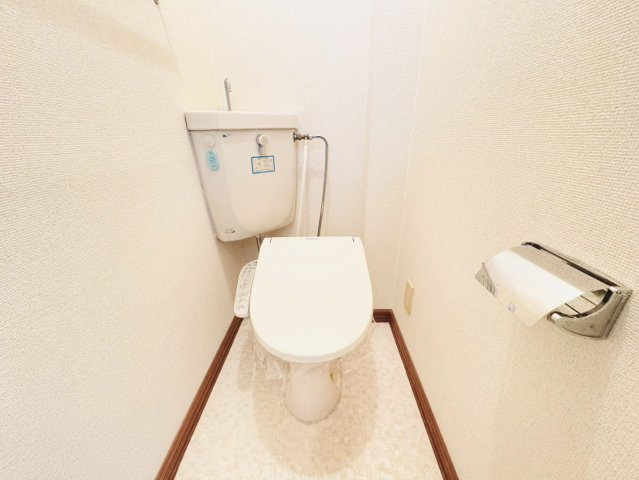 【トイレ】 | 【CP対象】アドバンスコーポA | ゆったりとした空間のトイレです