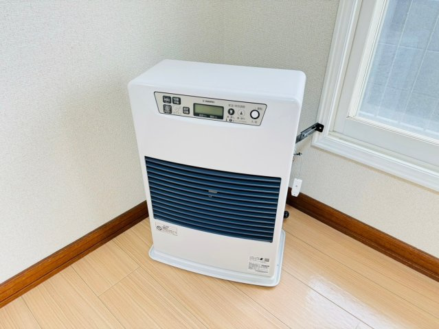 【設備】 | 【CP対象】アドバンスコーポA | 経済的な灯油暖房