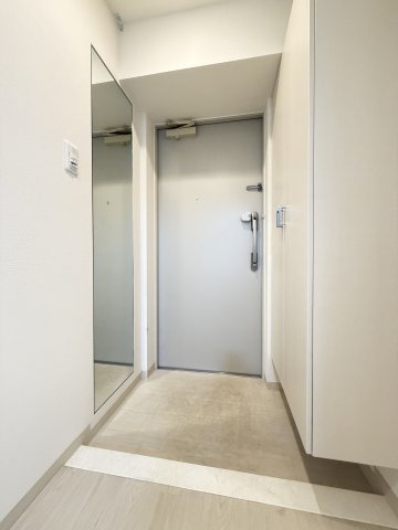 LoireFの玄関