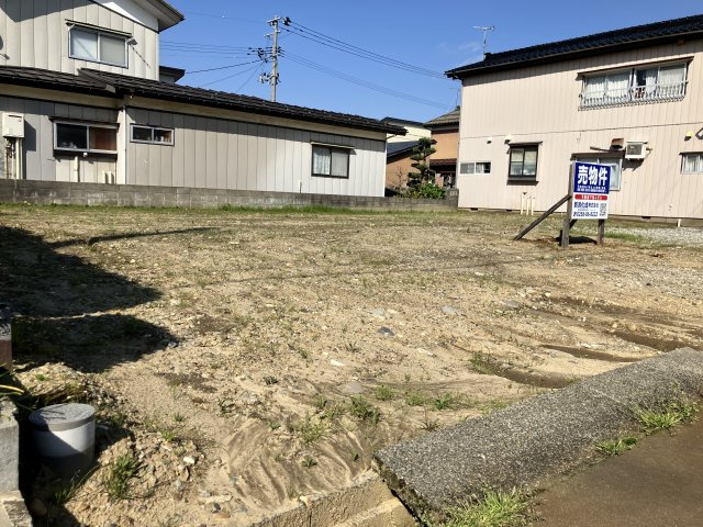 見附市本所1丁目564番4土地（更地渡し）の外観