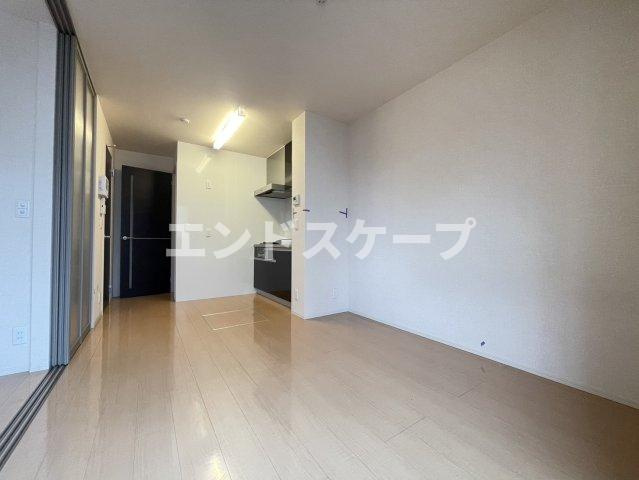 ウィングサプライアネックスの居間・リビング|高崎、前橋エリアのお部屋探しはエンドスケープまで！お客様の理想お聞かせ下さい♪