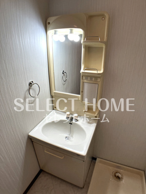 【独立洗面台】 | SurplusグレイスⅢ | 独立洗面台、朝の身支度には欠かせません