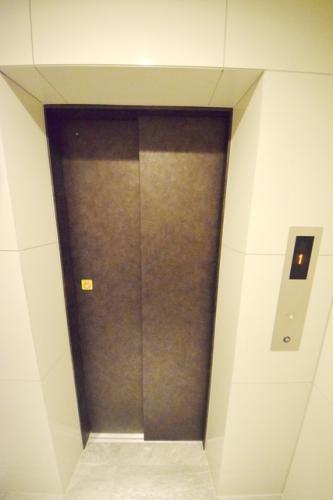 プライマルタワー錦糸町の玄関