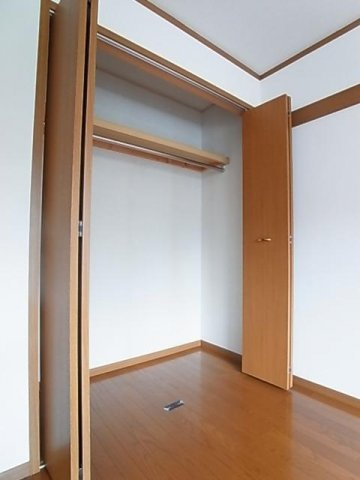 メゾン・ウエストの収納