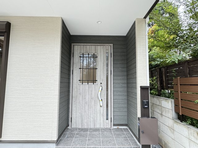 柏市戸張新築戸建のエントランス|エントランス・玄関ポーチ
