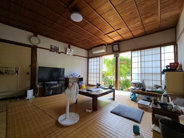 【居間・リビング】 | 八幡町古民家 | 落ち着きのある居間