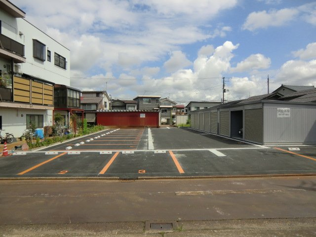 浅祐ガレージ＆パーキングの外観