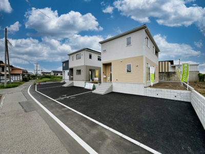 【外観】 | クレイドルガーデン　太田市新田木崎町第9　3号棟 | ついに建物完成いたしました！ぜひ一度ご見学ください♪
内覧希望はこちら→0120-367-660