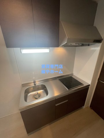 エルグランド住之江のキッチン|コンパクトなキッチンで掃除もラクラク