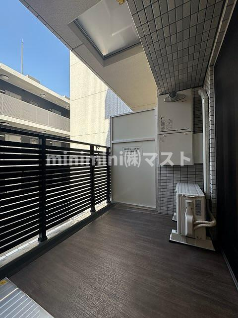 レオングラン本町橋のバルコニー