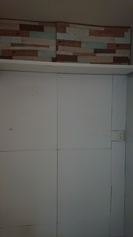 粟田口鳥居町戸建の内装|所々にアクセントクロスが入っています