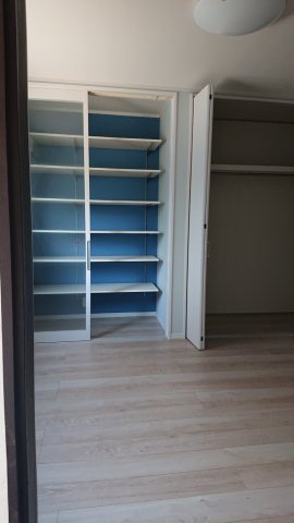 粟田口鳥居町戸建の収納