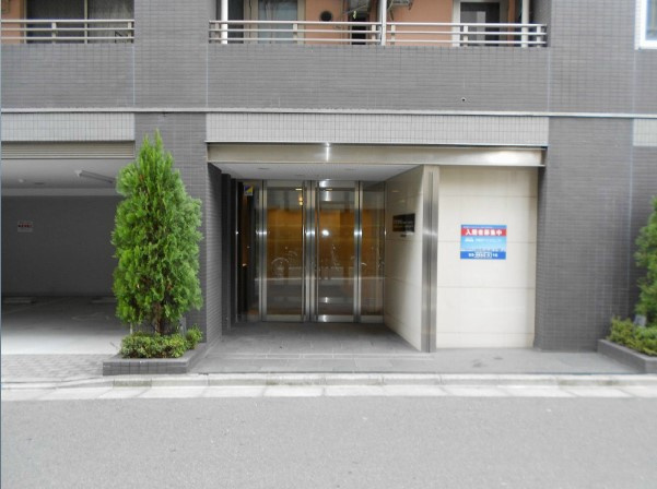 【エントランス】レジディア三越前