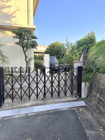 交野市松塚のテラスの駐車場|駐車場に車を止められます