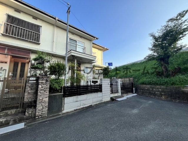 交野市松塚のテラスの外観|物件の外観です