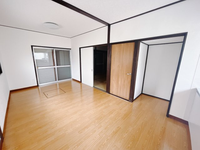 【中古戸建】本庄市下野堂の居間・リビング|■リビング