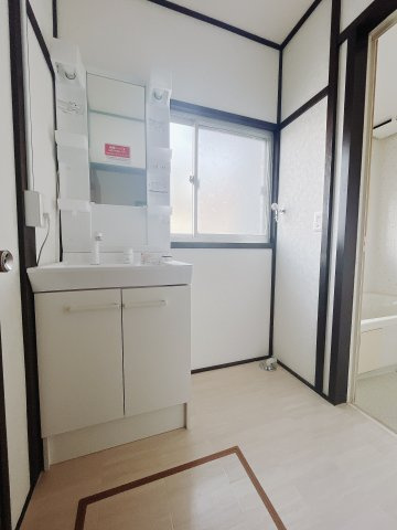 【中古戸建】本庄市下野堂の独立洗面台|■洗面