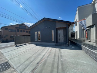 【駐車場】 | 福島市南沢又平屋モデルハウス　1号棟