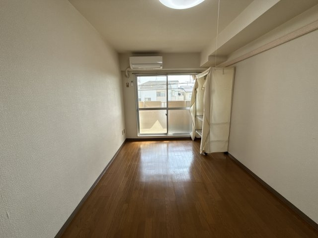 ソルテリアユタカの寝室