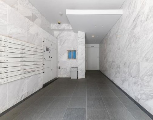 ブライズ蒲田ウエストWESTのエントランス