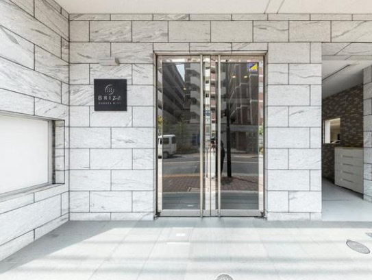 ブライズ蒲田ウエストWESTのエントランス