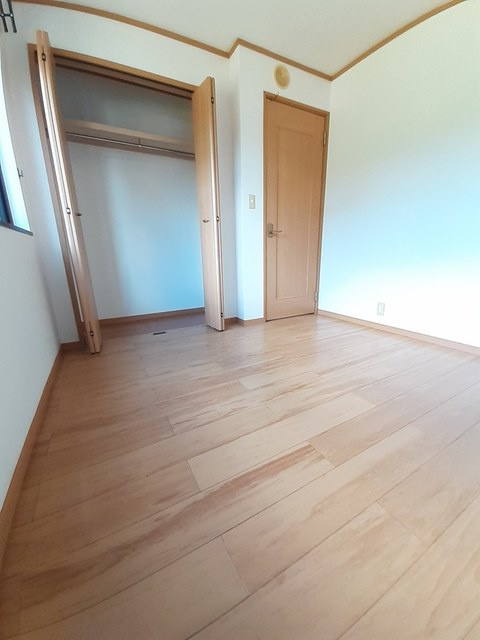 フォレスト金の原Ⅱの寝室|クローゼット付の寝室です☆