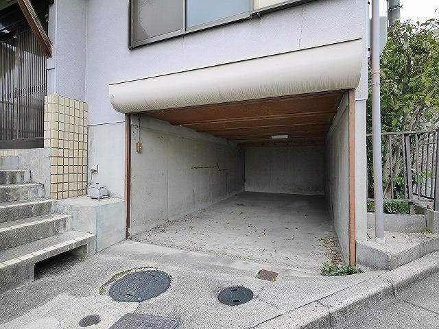 俵口町戸建（1154-49）の駐車場|車をお持ちの方に嬉しい駐車場付きの物件です