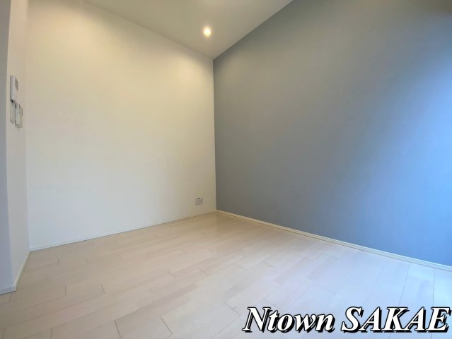 【居間・リビング】 | ネクストステージ上飯田 | こちらの居間で趣味の時間をお楽しみください